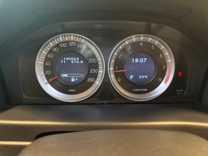 Volvo V70 bild 8