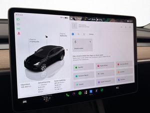 Tesla Model Y bild 25