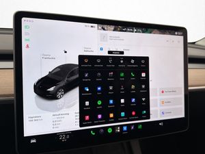 Tesla Model Y bild 26