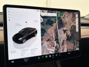 Tesla Model Y bild 24