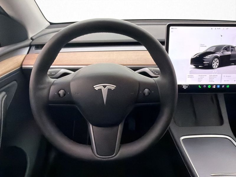 Tesla Model Y bild 14