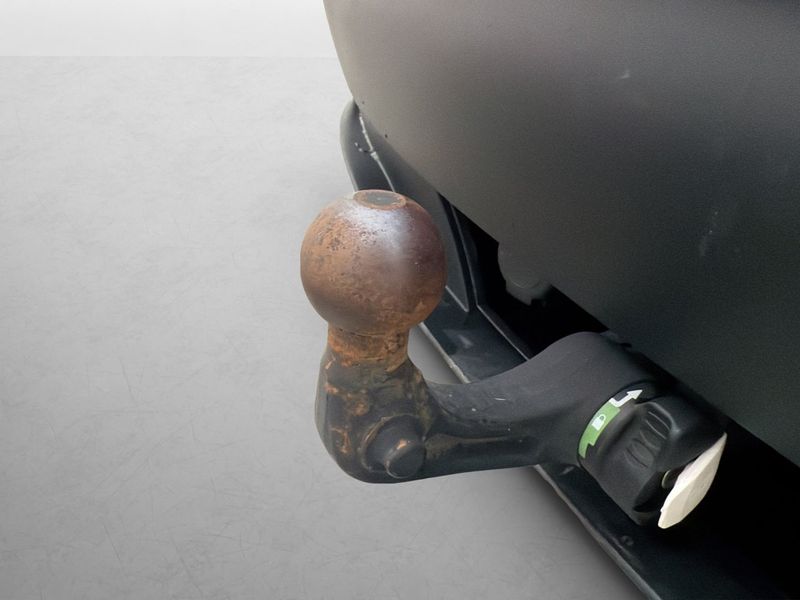 Tesla Model Y bild 11