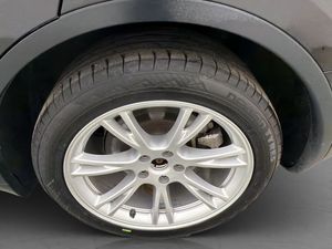 Tesla Model Y bild 31