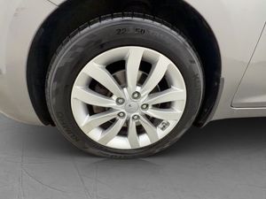 Kia Carens bild 25