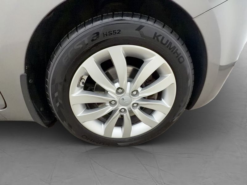 Kia Carens bild 28