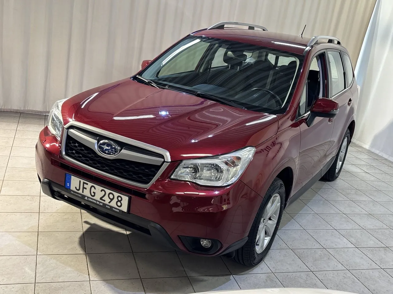 Vehicle image 12