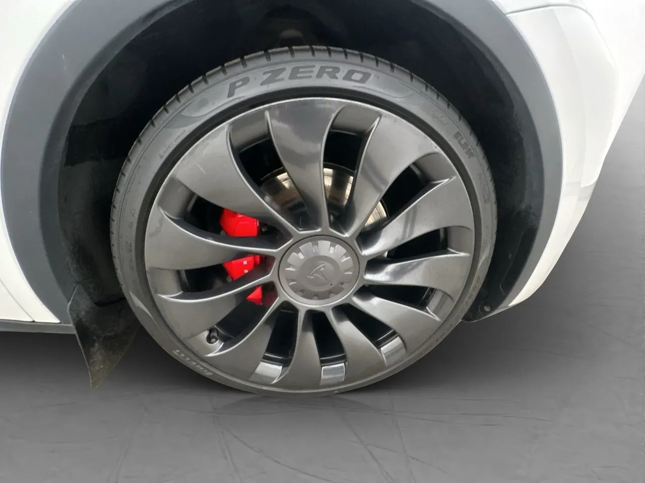 Vehicle image 33