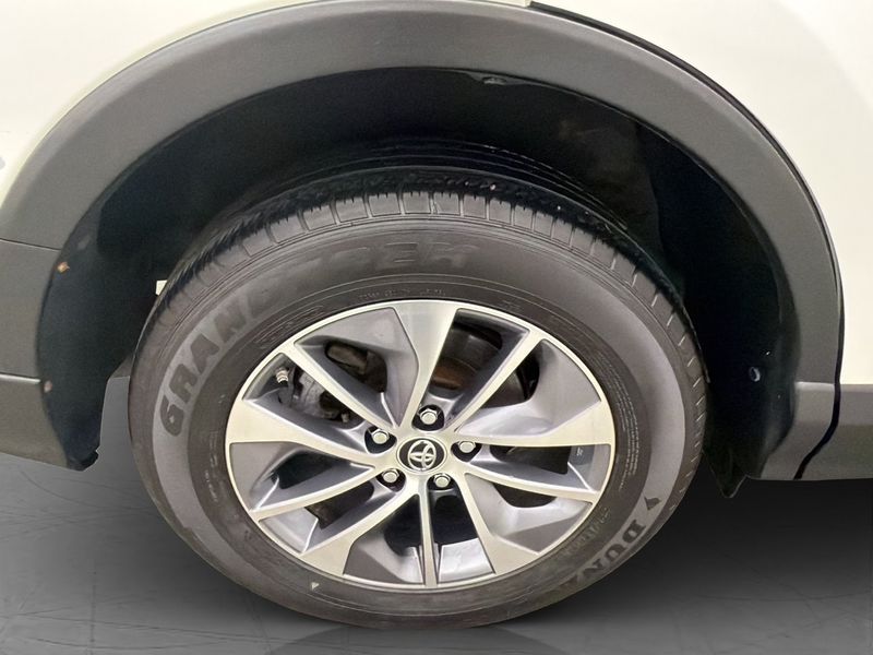 Toyota RAV4 bild 32