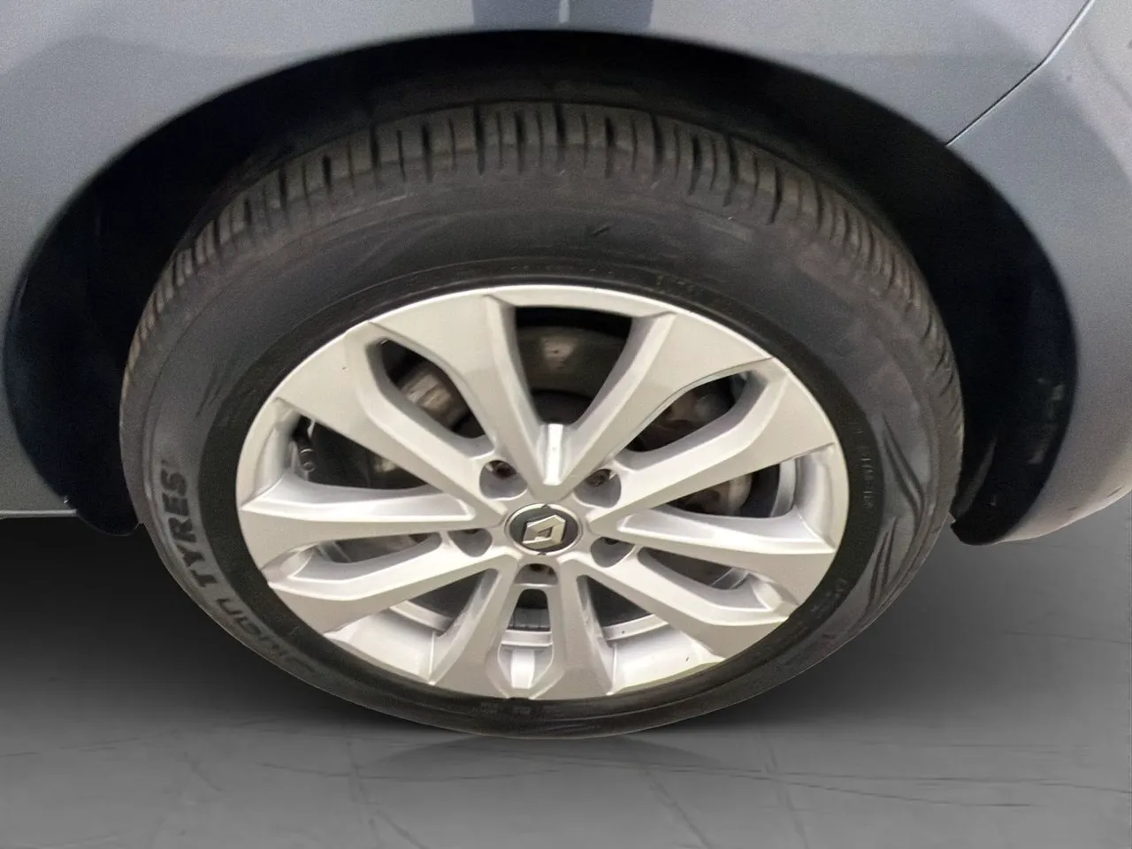 Vehicle image 31