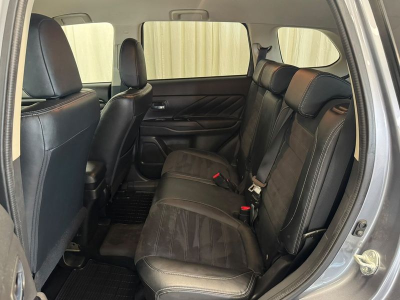 Mitsubishi Outlander bild 22