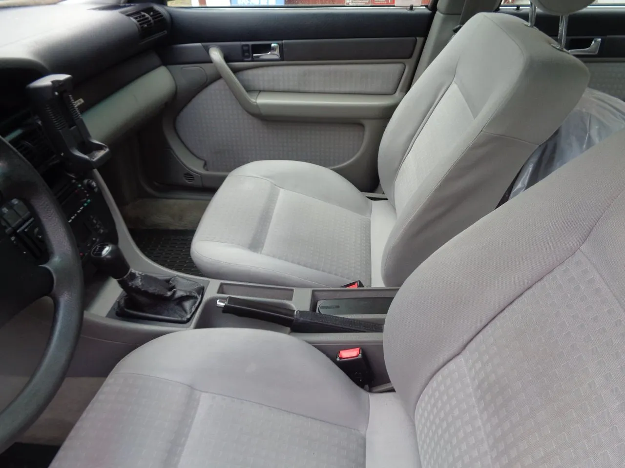 Vehicle image 35