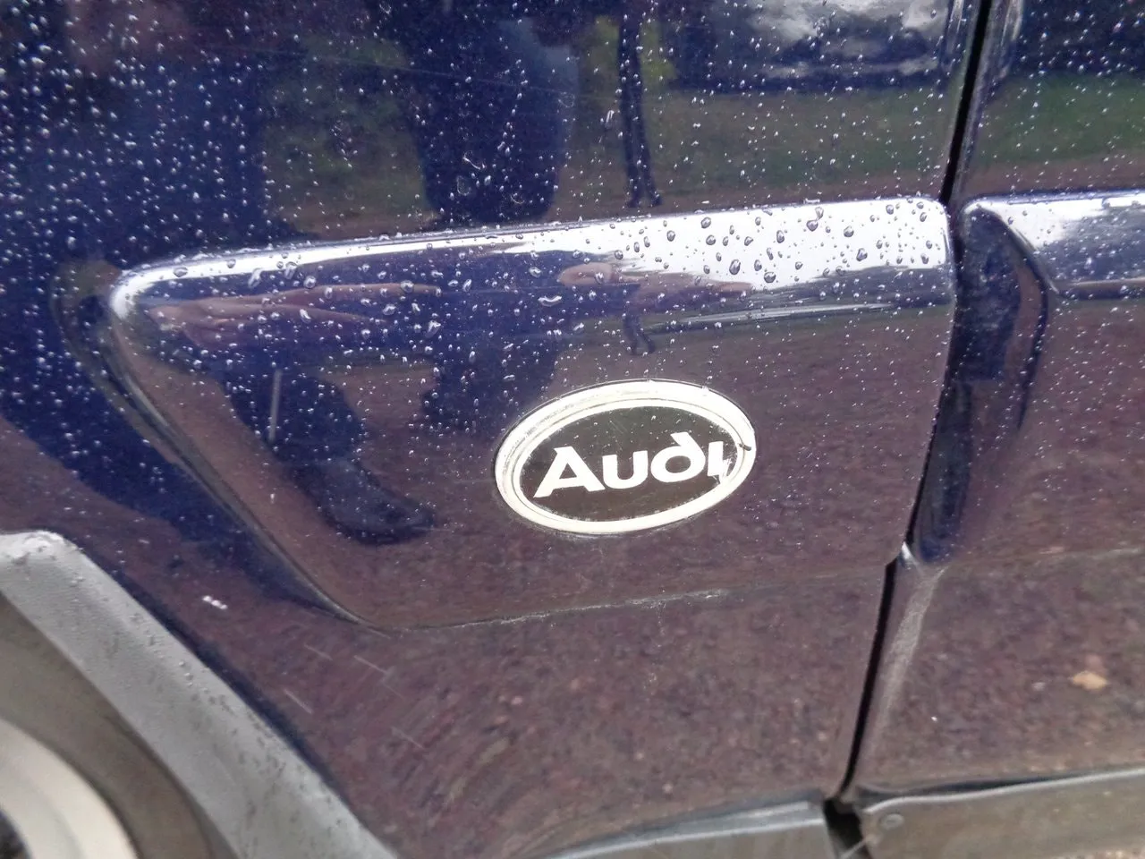 Vehicle image 30