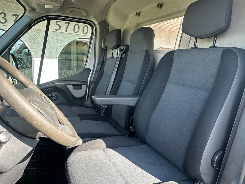Nissan NV400 bild 12