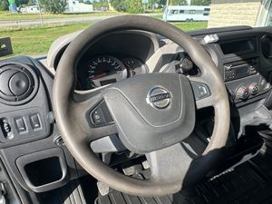 Nissan NV400 bild 6