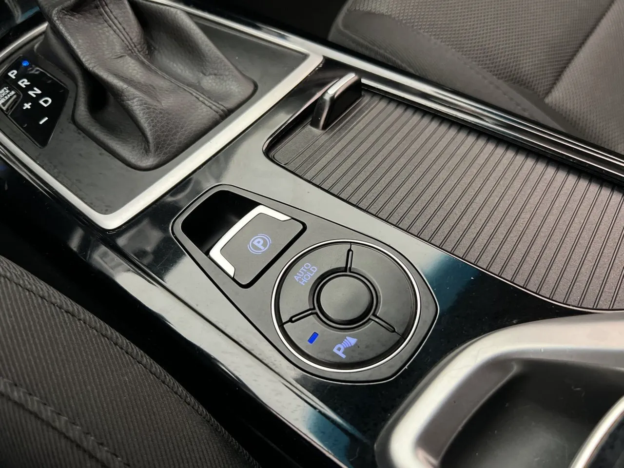 Vehicle image 21