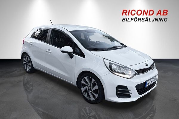Kia Rio 5-D 1.2 CVVT GLS NAVI RATTVÄRME VÄLVÅRDAD NYSERVAD - 2015