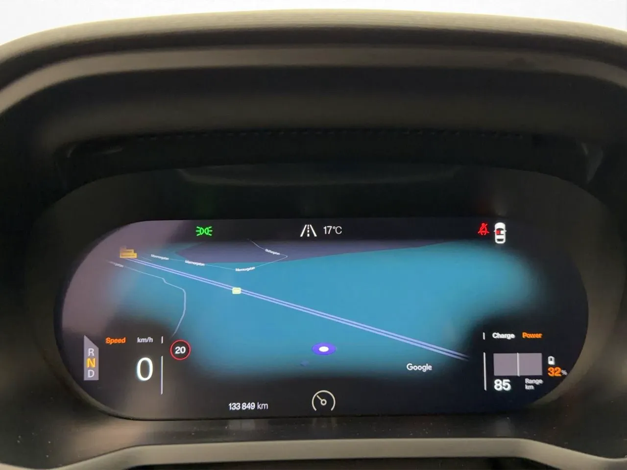 Vehicle image 13