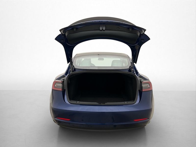 Tesla Model 3 bild 29