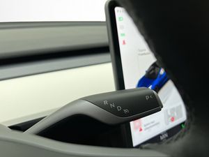 Tesla Model 3 bild 27
