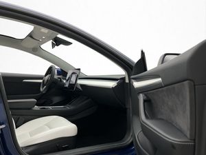 Tesla Model 3 bild 14