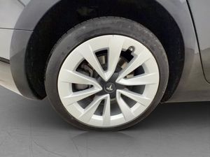 Tesla Model 3 bild 20