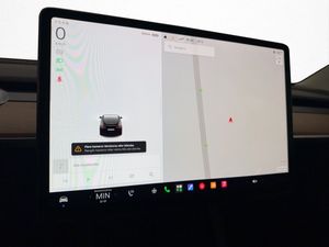 Tesla Model 3 bild 17