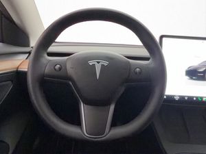 Tesla Model 3 bild 13