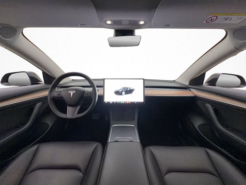 Tesla Model 3 bild 12