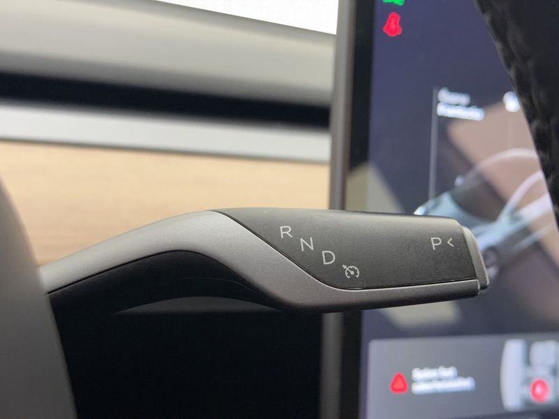 Tesla Model 3 bild 26