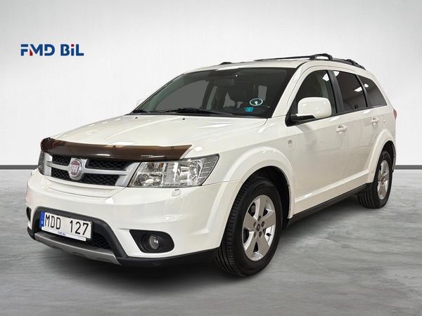 Fiat Freemont 3.6 V6 4M 7-SITS 280HK URBAN EDITION SKINN P-SENSOR - 2012