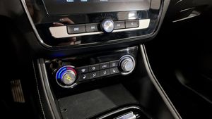 MG ZS EV bild 14