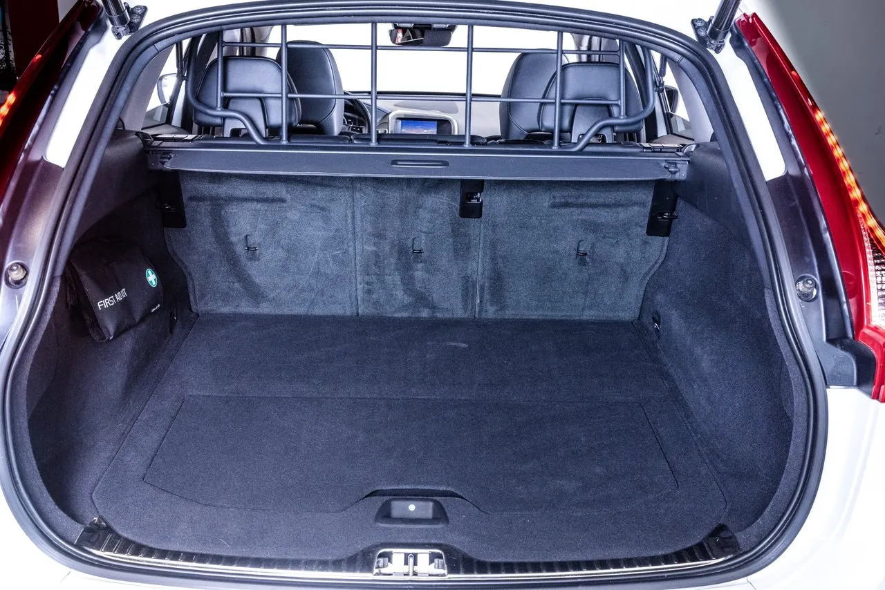 Vehicle image 25