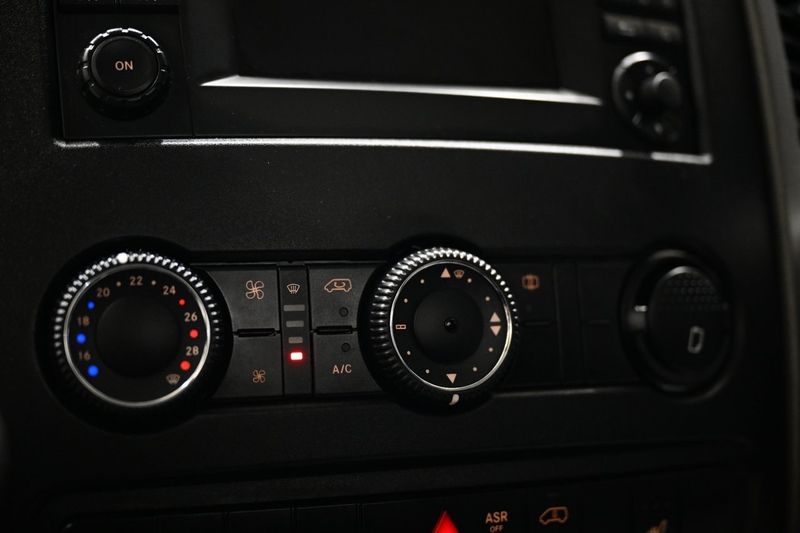 Mercedes Sprinter bild 26