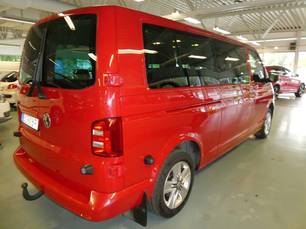 Vehicle image 8