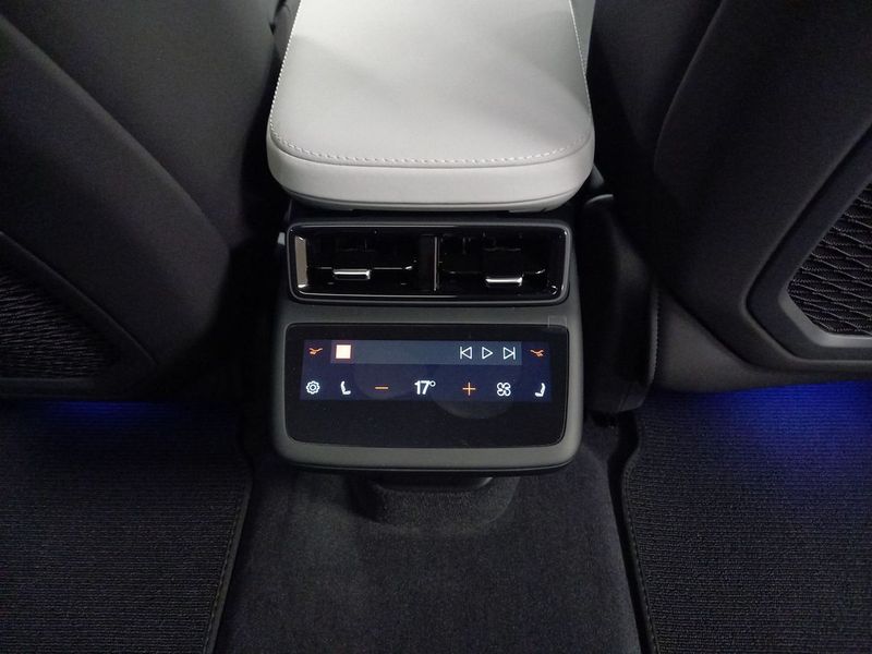 Polestar 4 bild 10