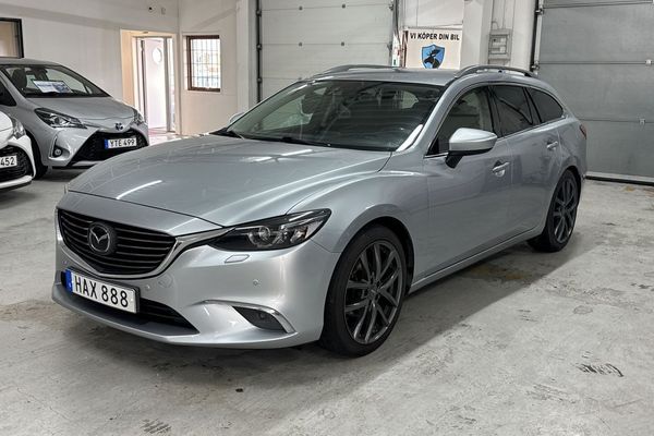 Mazda 6 2.2 SKYACTIV-D AWD/ Kamera/ Drag/ Navi/ SUPERDEAL 3,95% - 2015