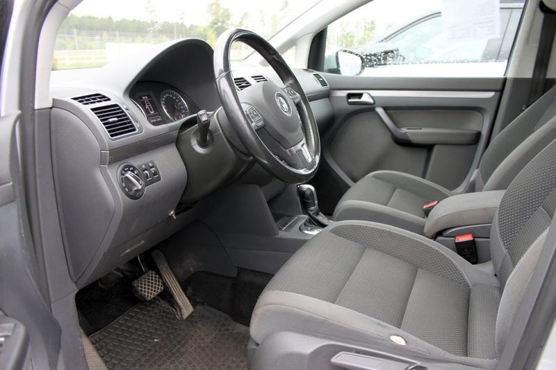 Volkswagen Touran bild 8