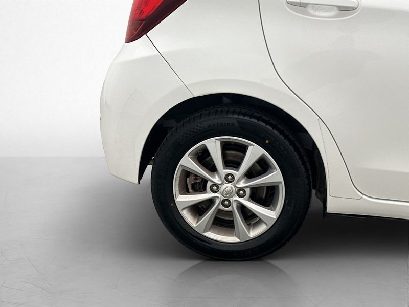 Toyota Yaris bild 27