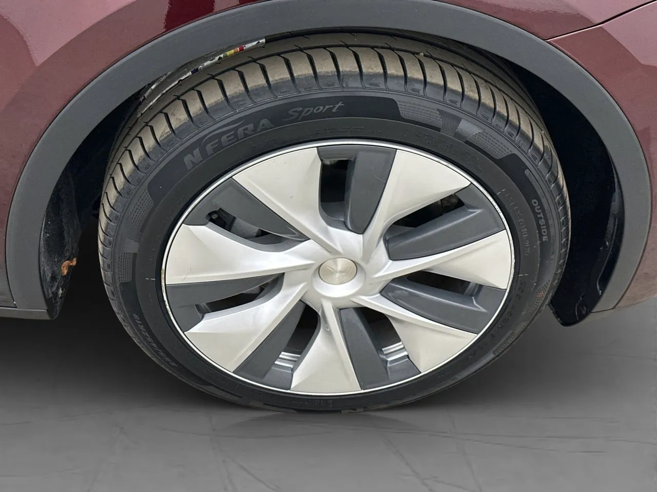 Vehicle image 35