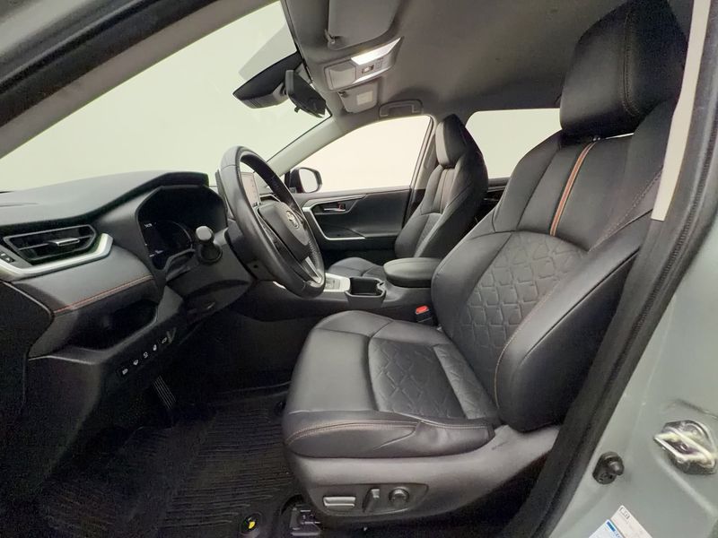 Toyota RAV4 bild 13