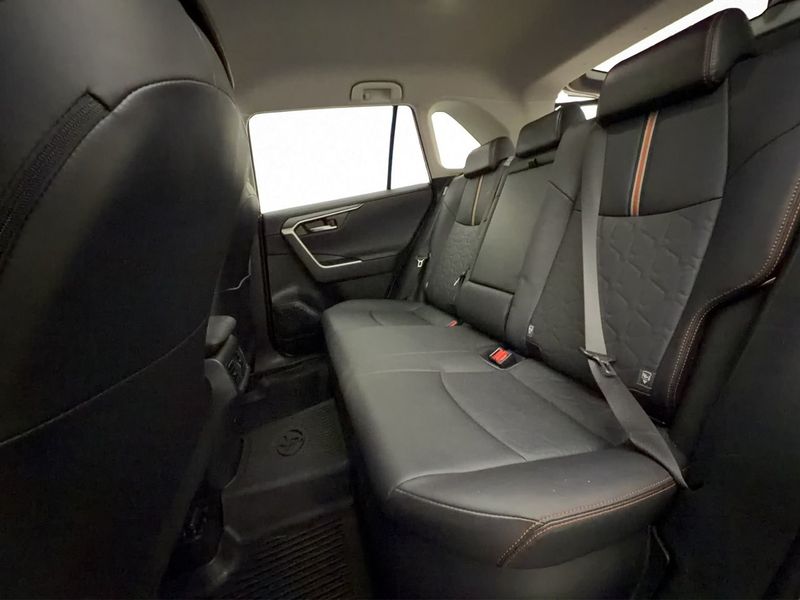 Toyota RAV4 bild 26