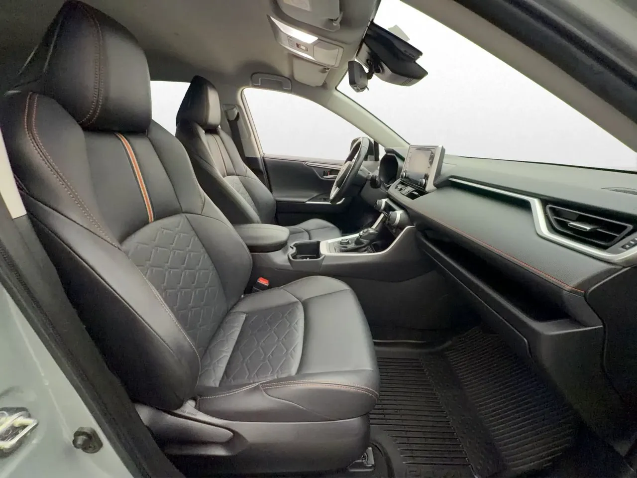 Vehicle image 23