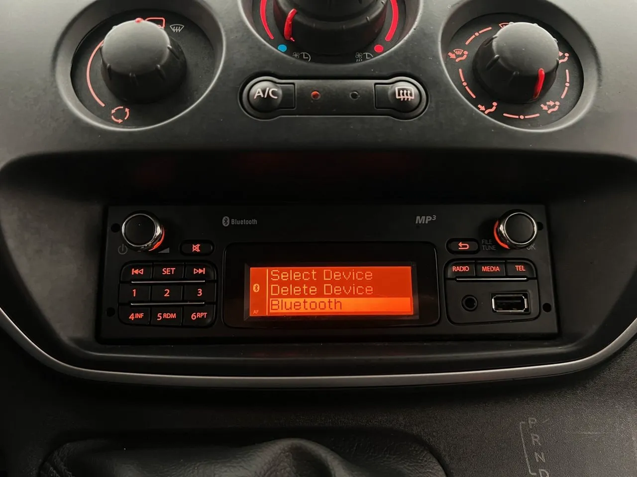 Vehicle image 18
