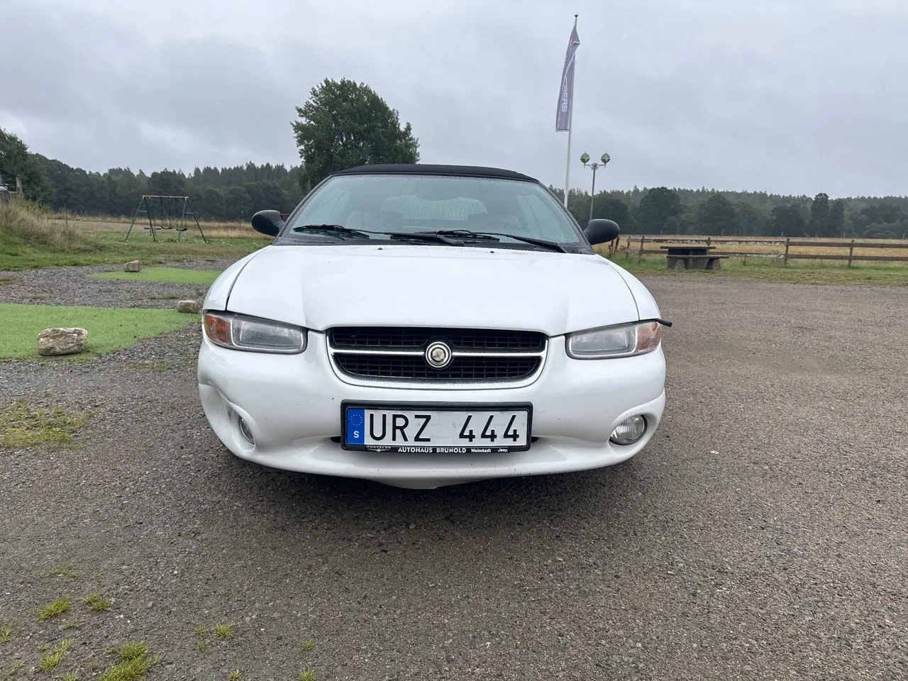 Vehicle image 7