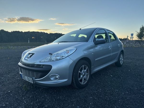 Peugeot 206 1.4 5-dörr 8.600 mil 1 Ägare Euro 5 - 2011