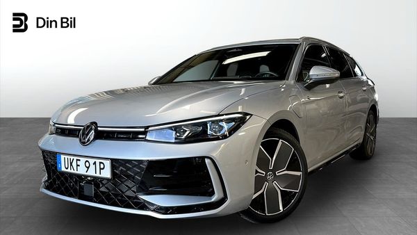 Volkswagen Passat R-Line 1.5 TSI eHybrid 272hk HuD/Panoramatak - 2026
