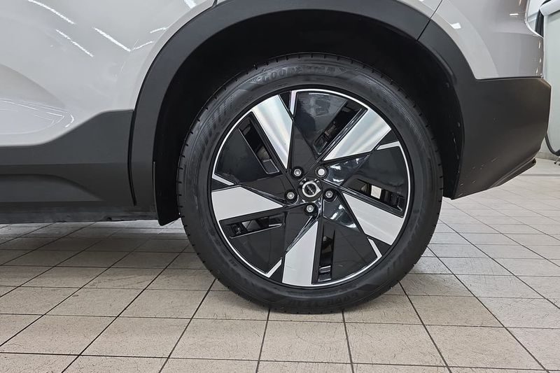 Volvo EX40 bild 17