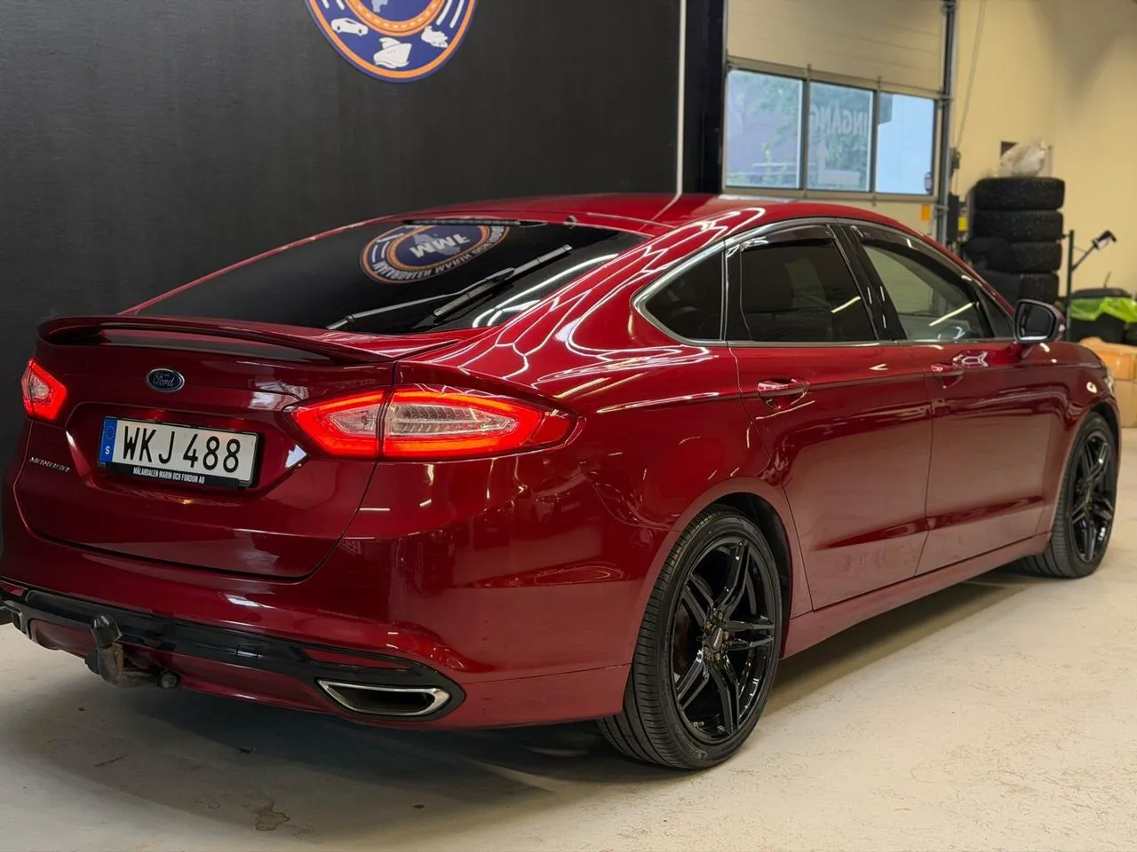 Vehicle image 21