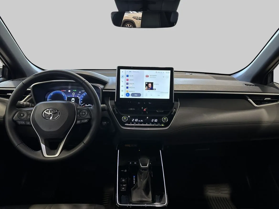 Vehicle image 11