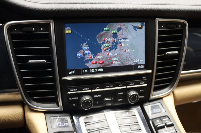 Porsche Panamera bild 20